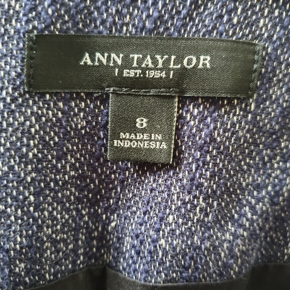 Ann Taylor Pencil Skirt - Picture 4 of 6